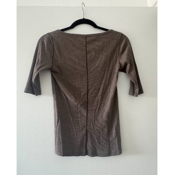 Everlane The Luxe Rib Scoop-Neck Tee - Heathered Fatigue - Picture 4 of 5